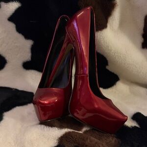 Boutique 9 Shiny Red Platform Heels
